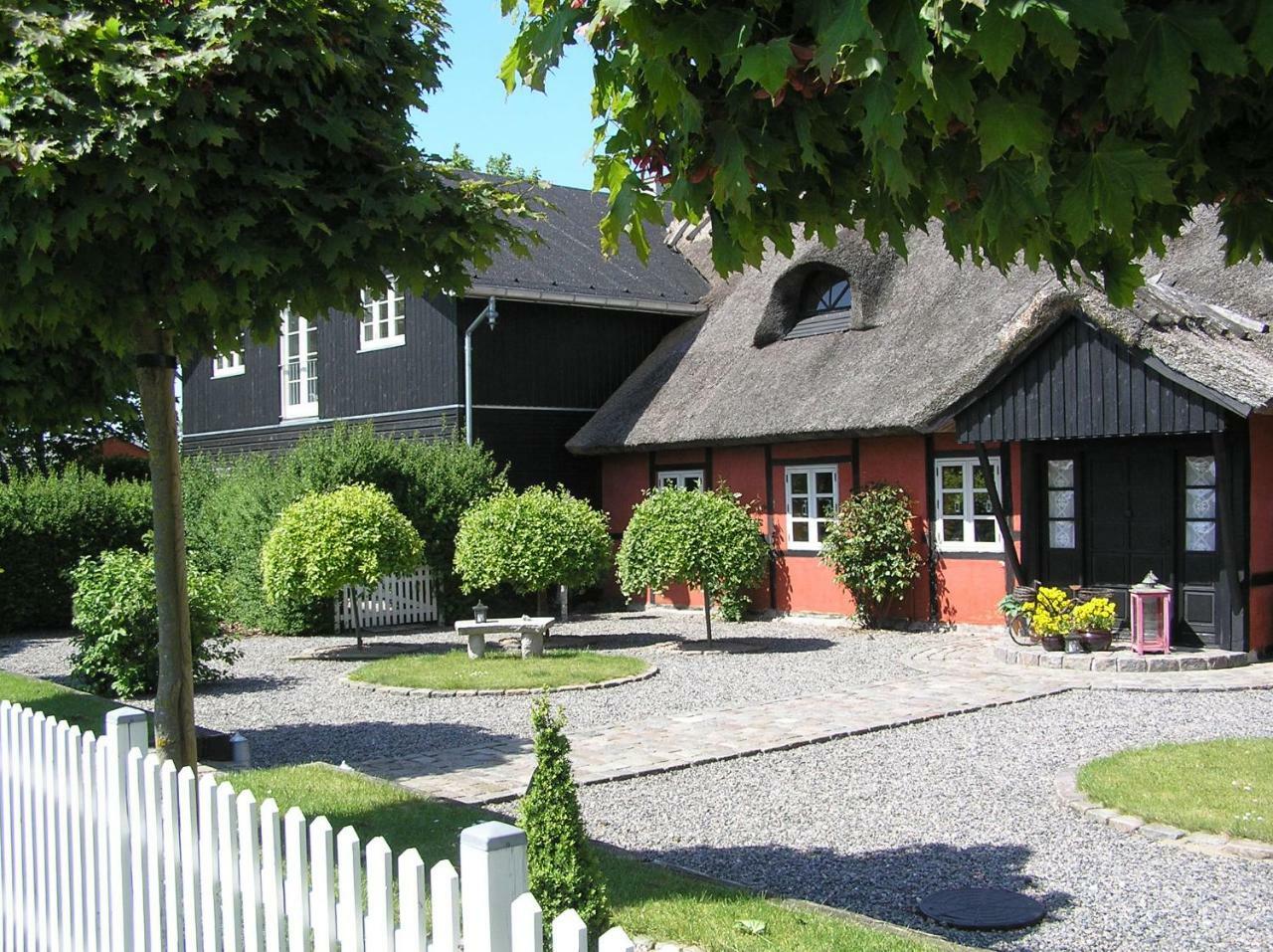 Lolland Bed & Breakfast Sollested  Екстер'єр фото